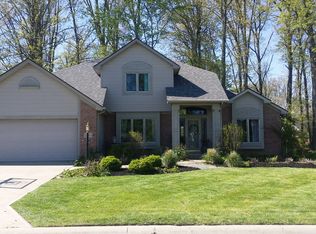 2140 Blue Harbor Dr, Fort Wayne, IN