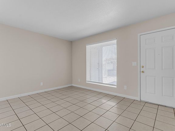 5th image of 834 N Cherry APT 102