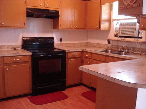 2nd image of 106 Barton St