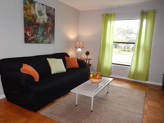 3rd image of 1511 Littler Dr