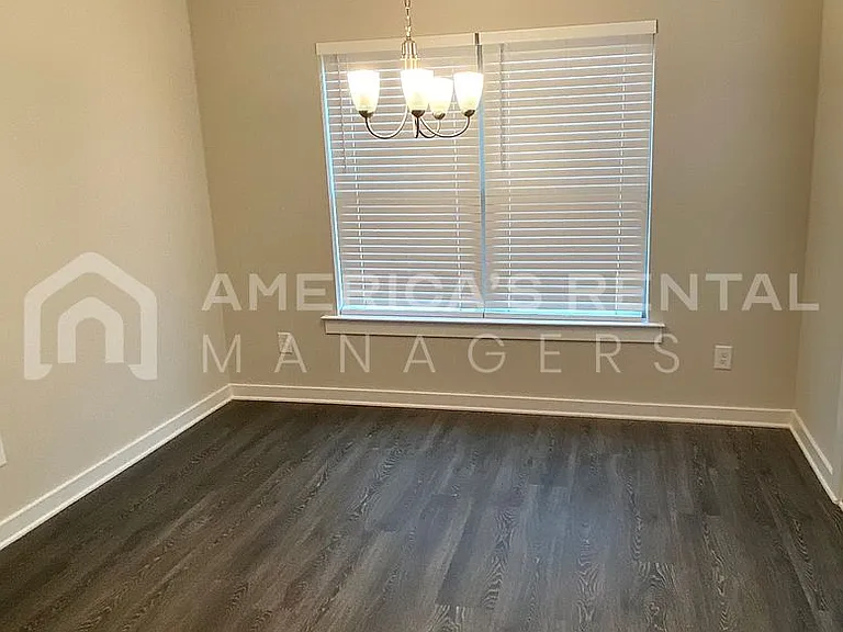 100 Barnett Pl — Photo 6
