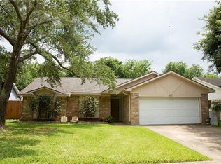 1827 Landmark Dr, Richmond, TX 77406