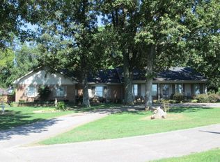 6963 Newstead Rd, Hopkinsville, KY 42240