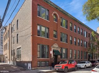 2009 W Concord Pl APT A, Chicago, IL 60647