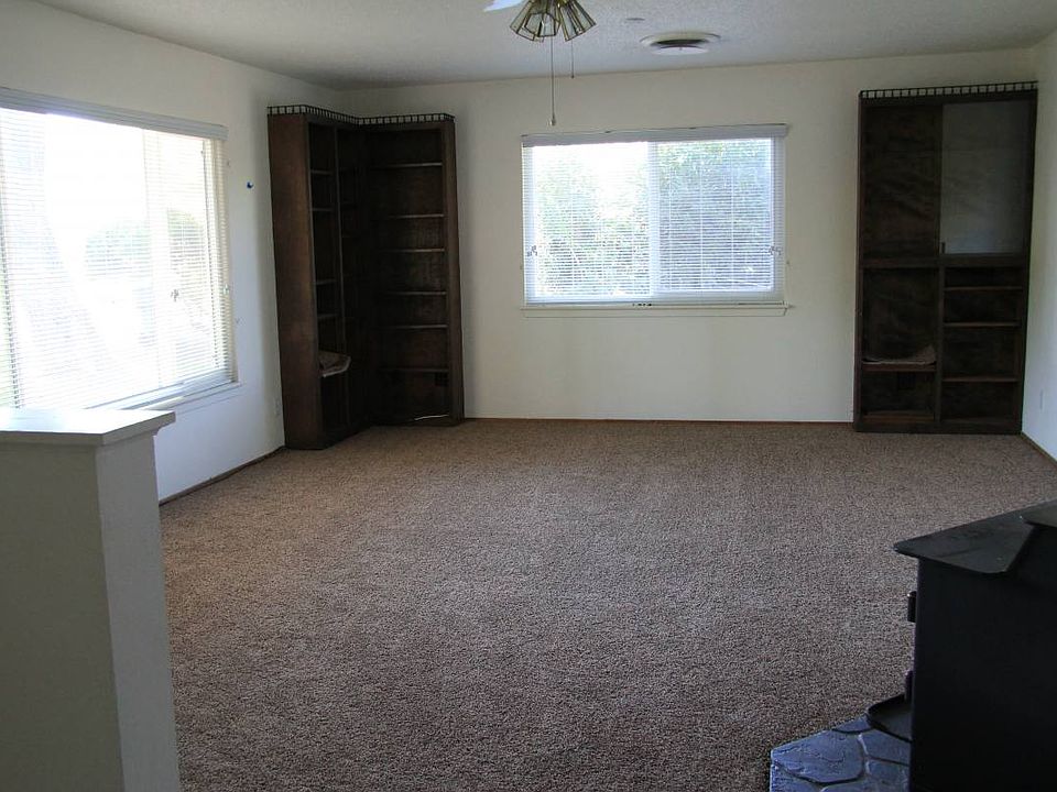 2nd image of 4658 Fortna Rd