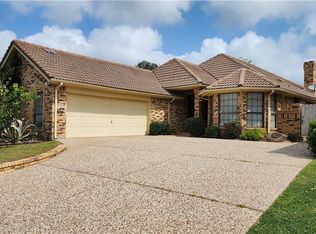 816 Rio Grande Dr, Mission, TX 78572