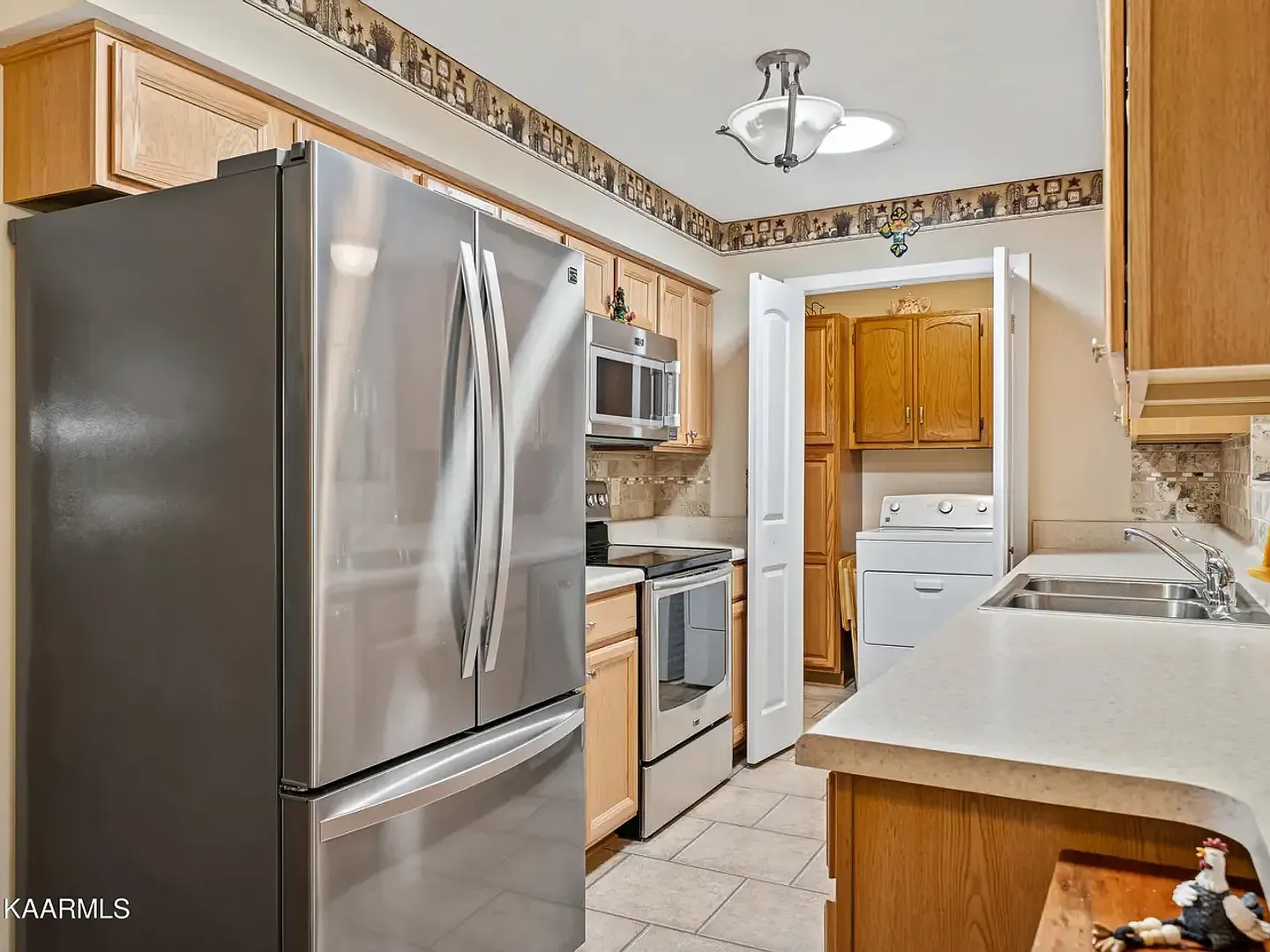 Unfurnished 2 bedroom / 2 bath home in beautiful Fairfield Glade Community One year lease available — Photo 3