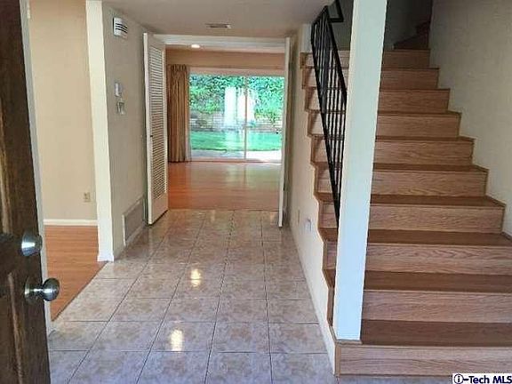 2nd image of 513 Camino Verde