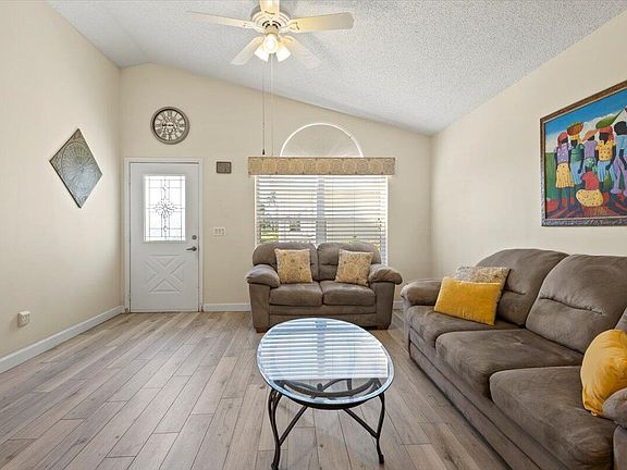 4th image of 1169 NW Lombardy Drive