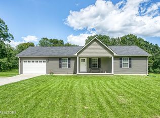 239 Brown Rd, Crossville, TN 38555