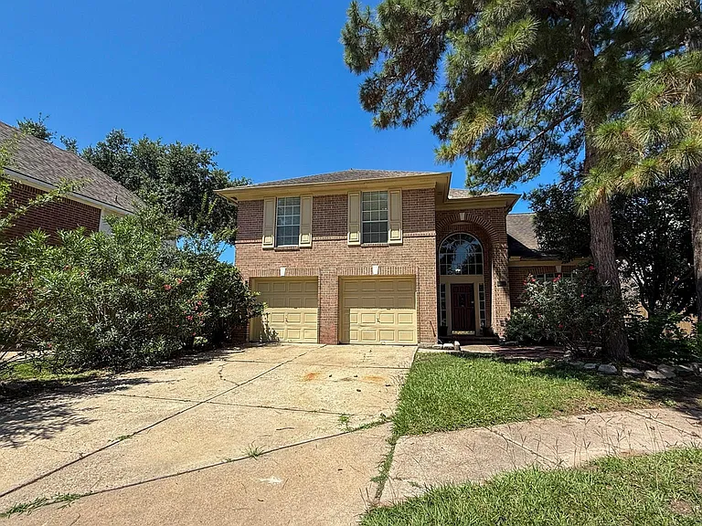 7319 Mountain Valley Dr — Photo 2