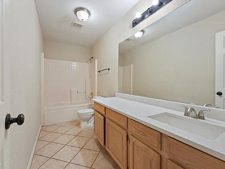 11900 Port Rd — Photo 11