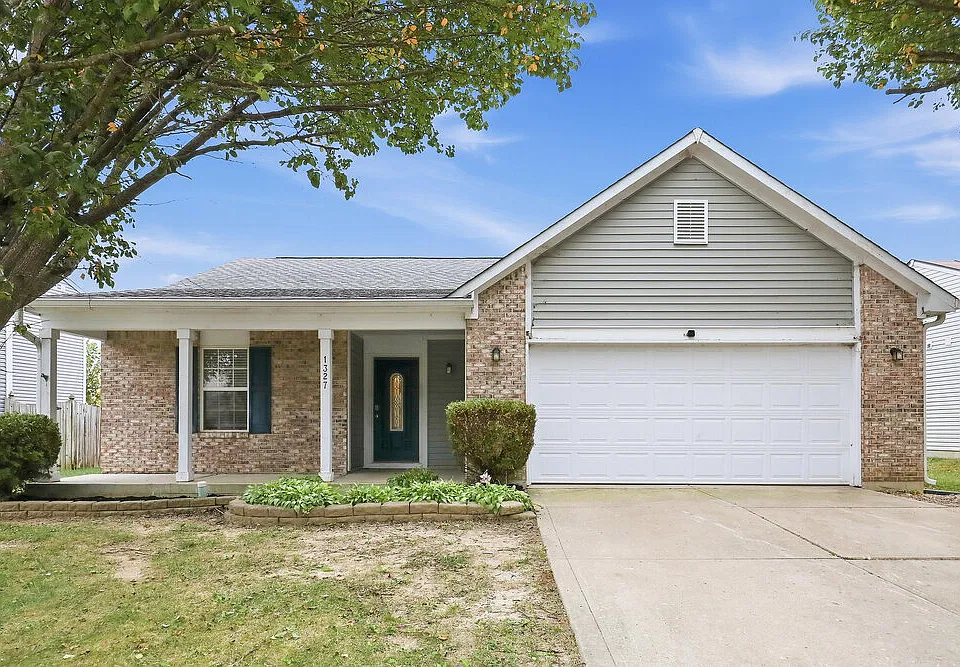 1327 Grand Canyon Cir