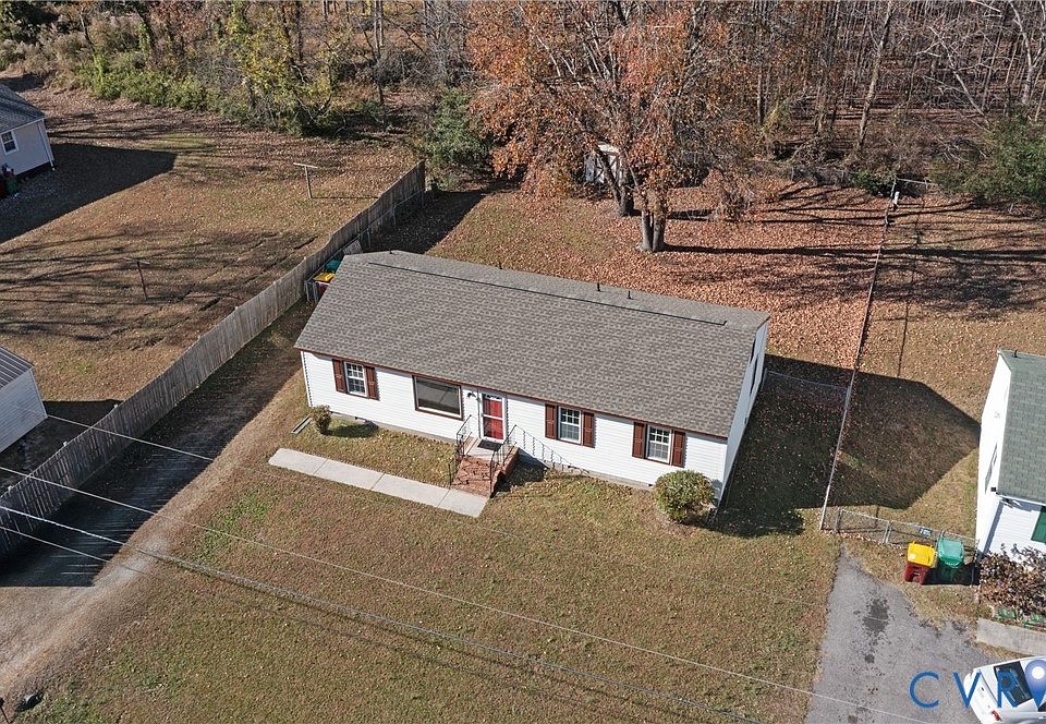 1st image of 133 Lakewood Dr