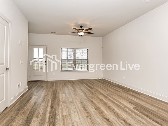5th image of 720 Elkins Dr