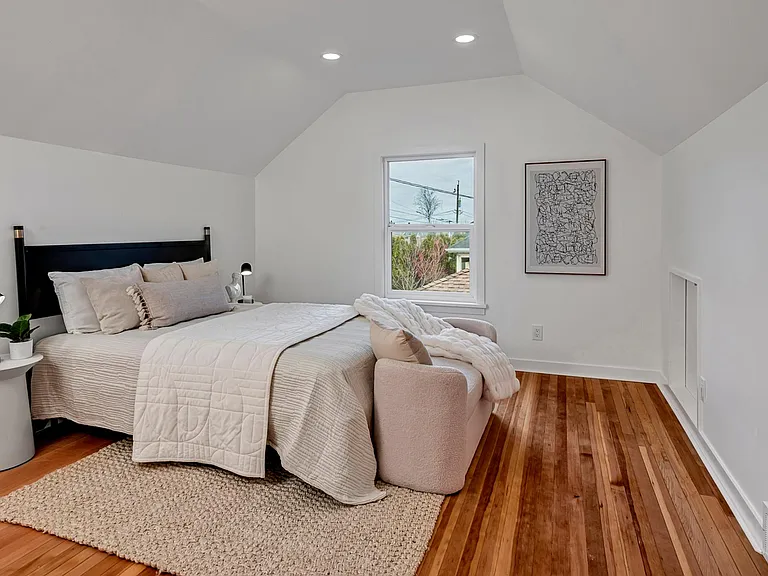 808 W Armour St — Photo 34