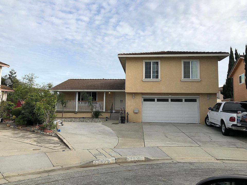 1st image of 2970 Glen Crow Ct