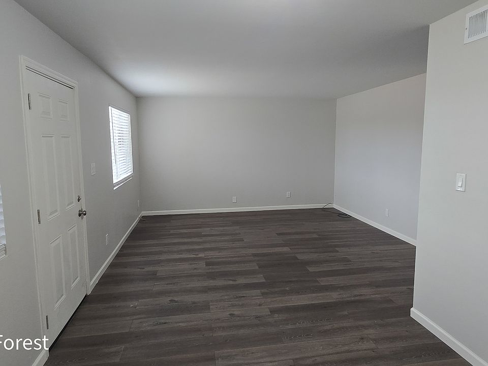 1st image of 17831 N 40th St APT 1