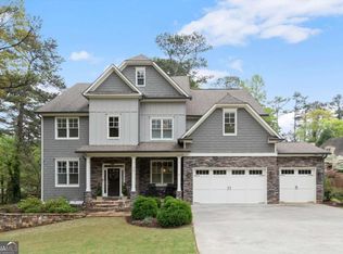 2811 Shady Valley Dr NE, Brookhaven, GA 30324