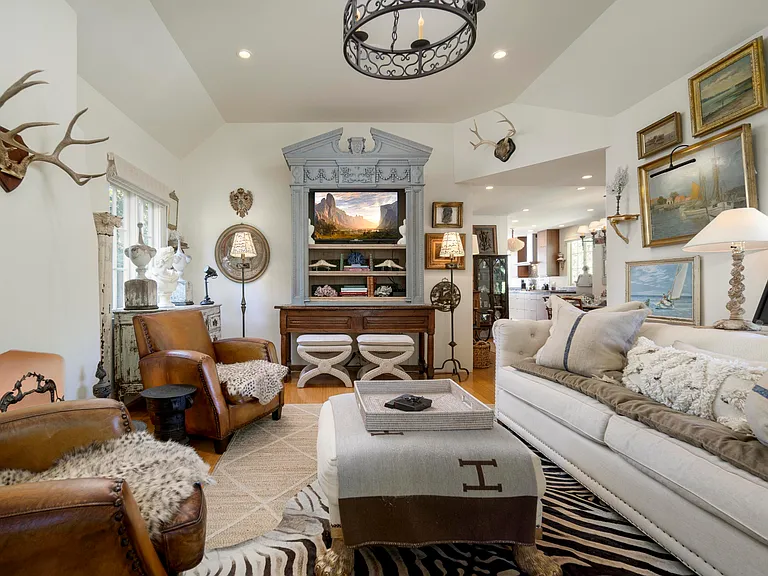 3109 Calle Cedro — Photo 14
