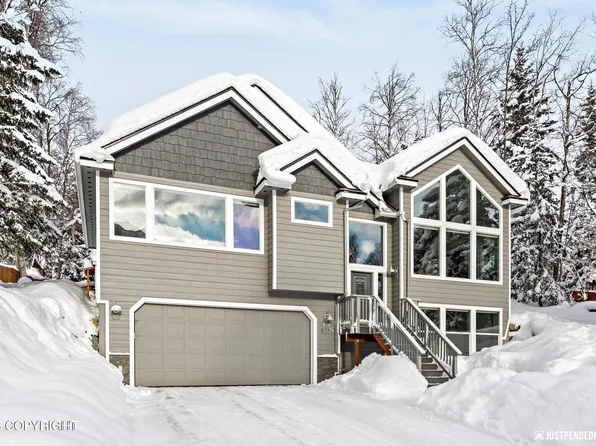 19351 Verdant Cir, Eagle River, AK 99577