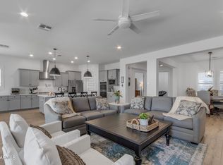 2140 E Aquarius Pl, Chandler, AZ 85249