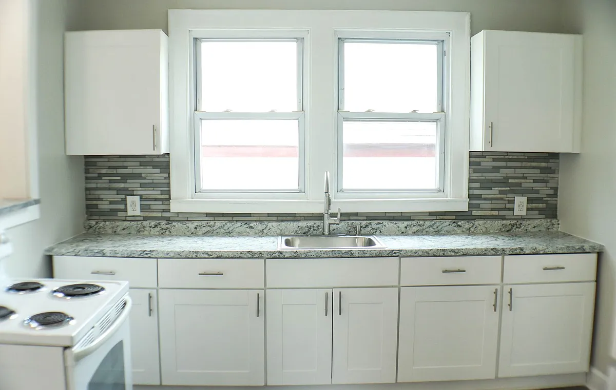 Building Photo - 312 Huntington St #2