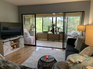 1750 Belleair Forest Dr, Belleair, FL 33756