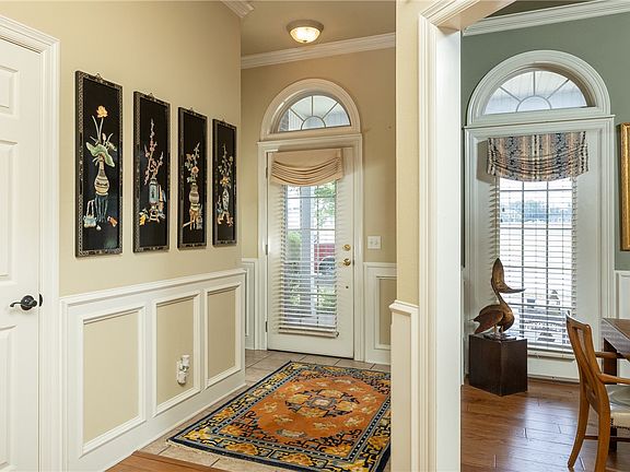 3rd image of 6625 Elizabeth Ave