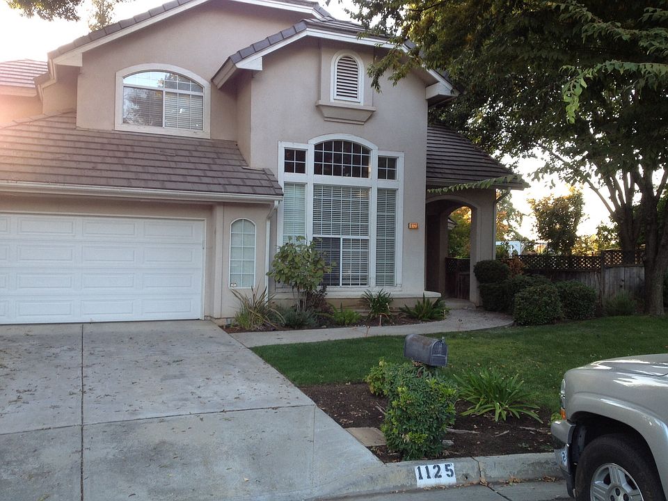 1st image of 1125 E Province Dr