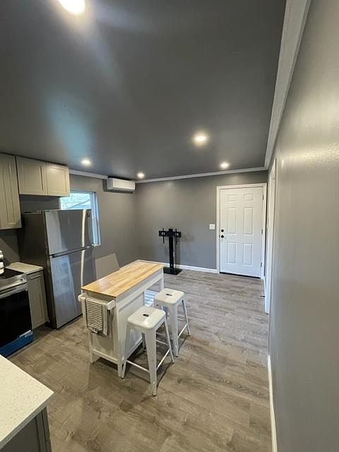 1st image of 39 S 31st St #1
