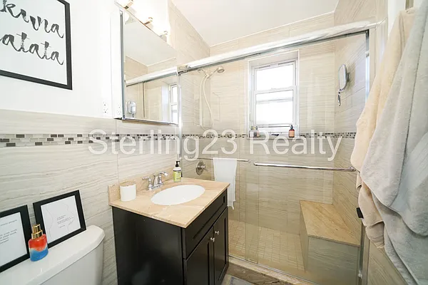 Rented by Sterling Realty Solution Inc | media 27