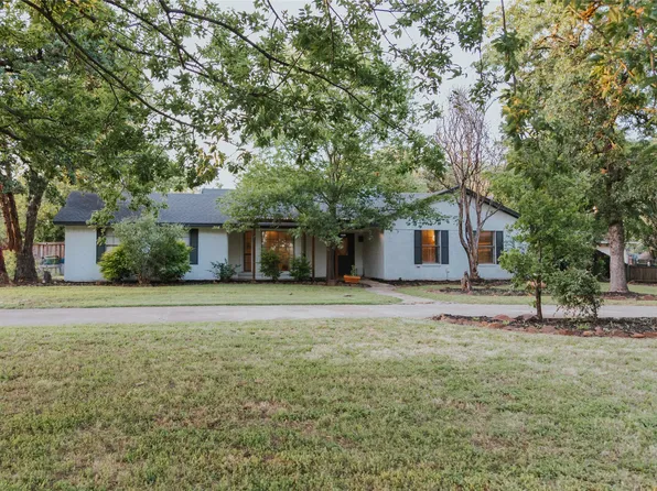 312 Perkins Rd, Aubrey, TX 76227