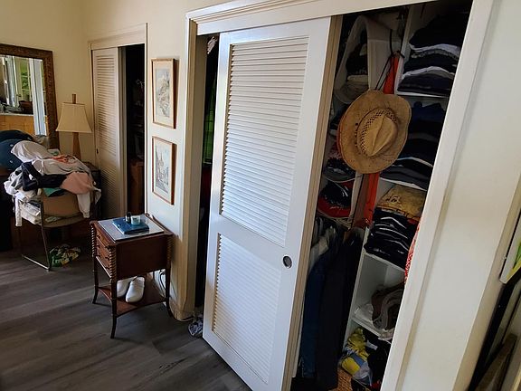 5th image of 132 Strand St #109
