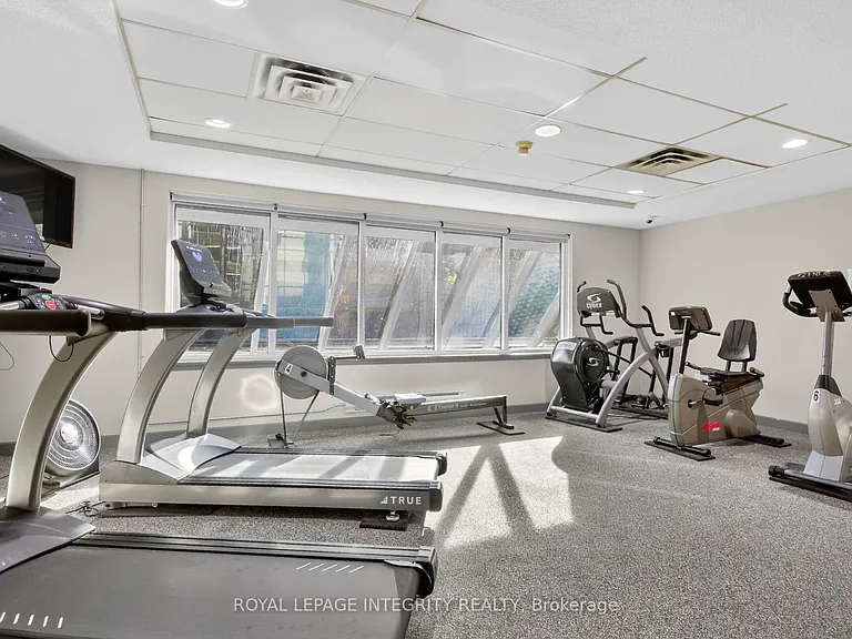 199 Kent St #1702 — Photo 32
