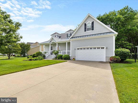 3rd image of 36929 Creekhaven Dr
