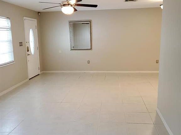 2nd image of 205 Dove Ave