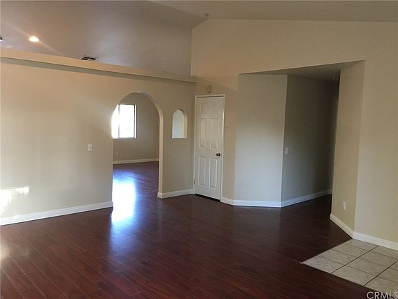 2nd image of 9425 Poplar Ave