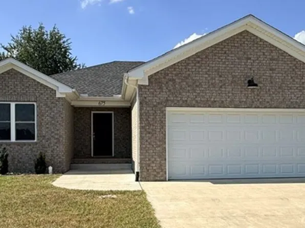675 Denver Ln, Bowling Green, KY 42103