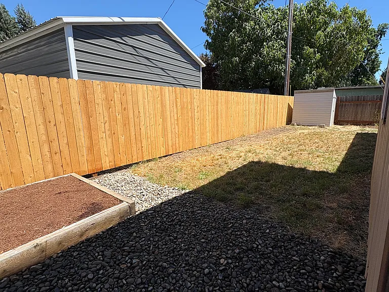 395 N Grove Ct — Photo 14