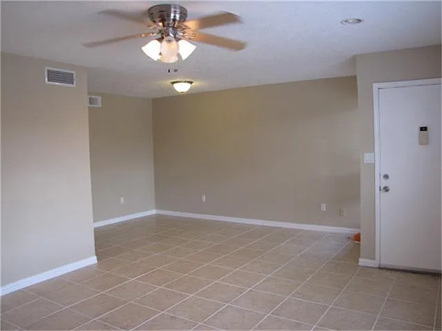 3303 W Greenridge Dr #23 — Photo 3