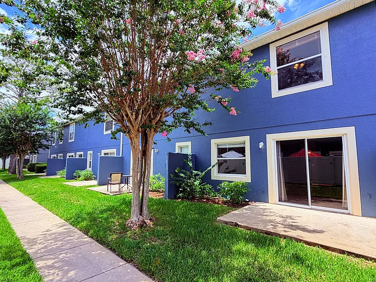 13054 Lexington Summit St — Photo 3