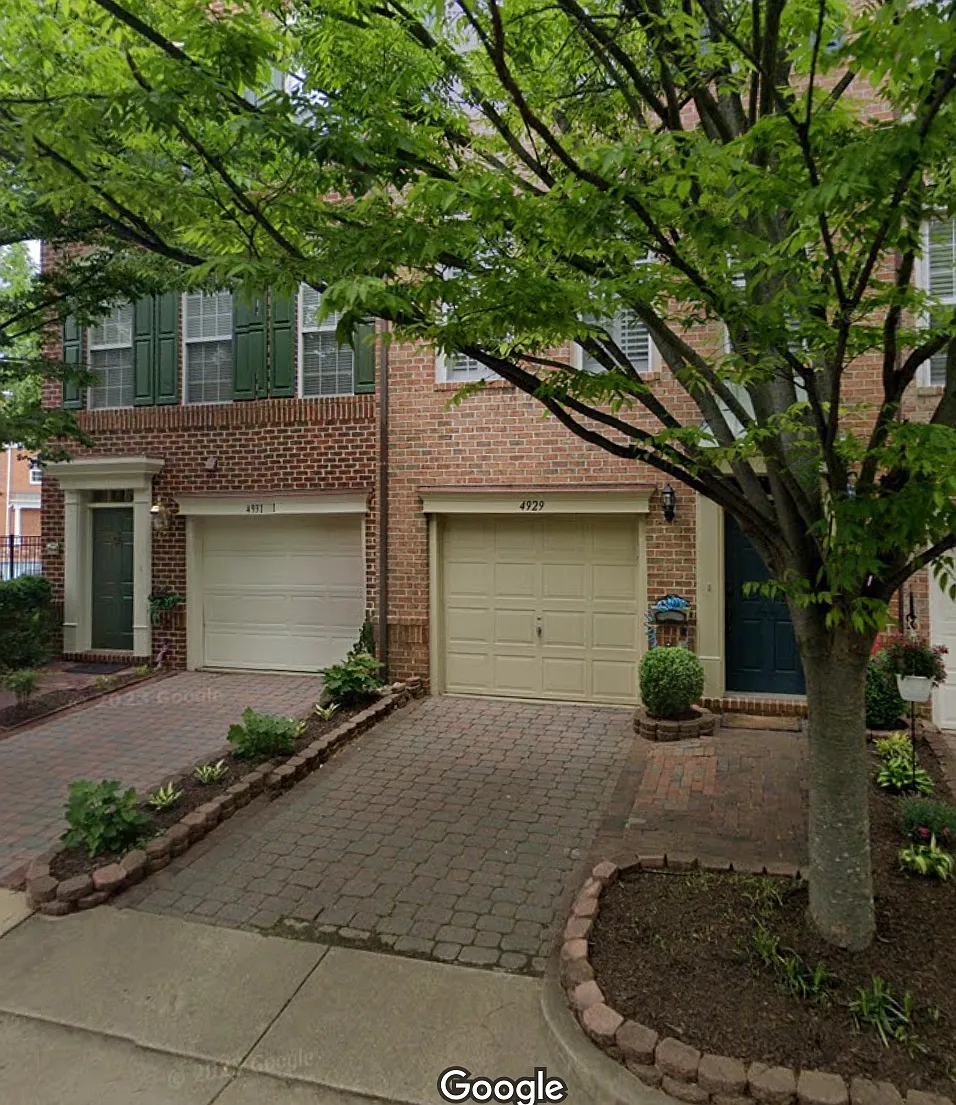 4929 Kilburn St — Photo 1