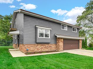 3703 Briar Ln, Hazel Crest, IL 60429