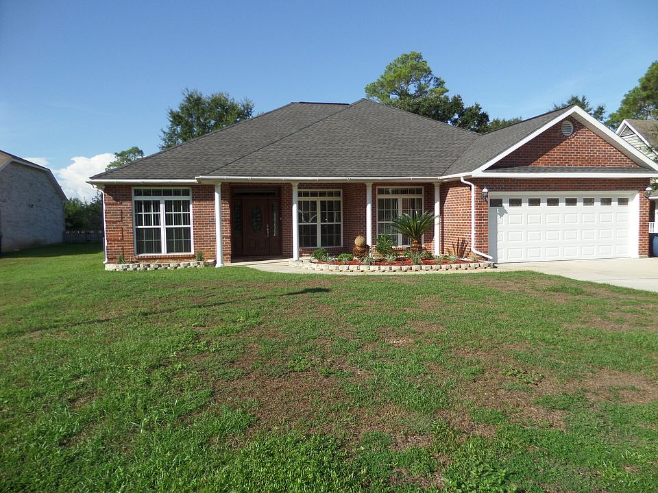 1st image of 103 Glen Eagles Dr