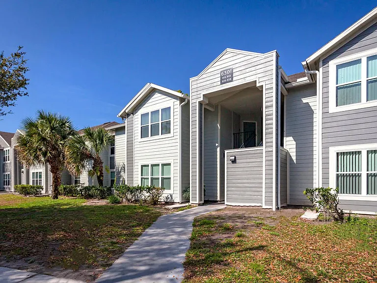 Lake Weston Point Apartments — Photo 16