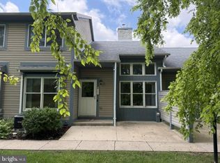 711 Tussey Ln, State College, PA 16801