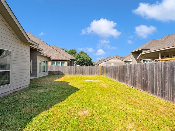 5th image of 8823 Haystack Rd
