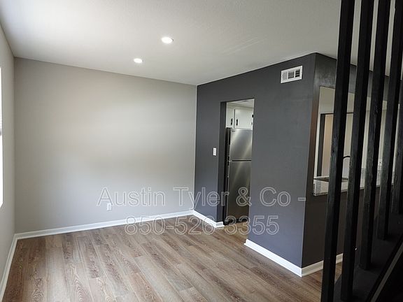 4th image of 4434 Dorothy Dr APT 3