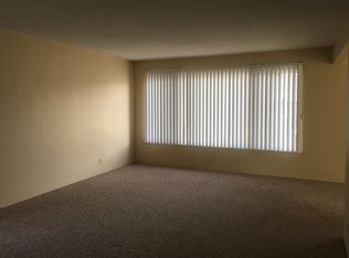129 Bennett Ave, Long Beach, CA 90803